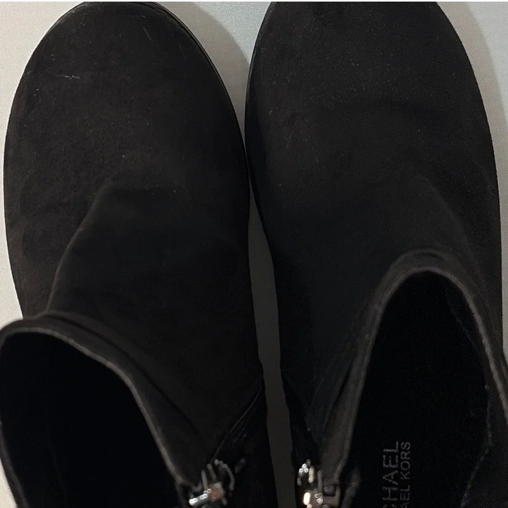 Michael Kors Emma Carmen Black Faux Suede Ankle Boots Kids Size 4 MK